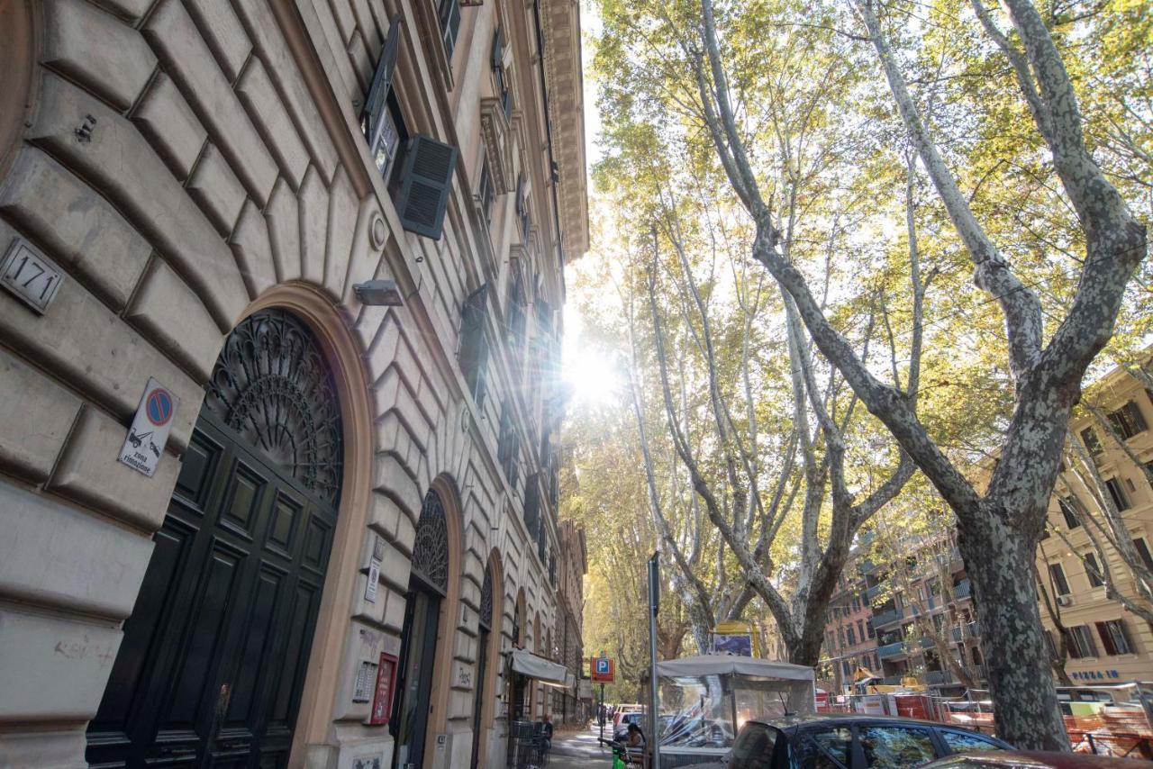 Casa Futura Trastevere Рим Екстериор снимка